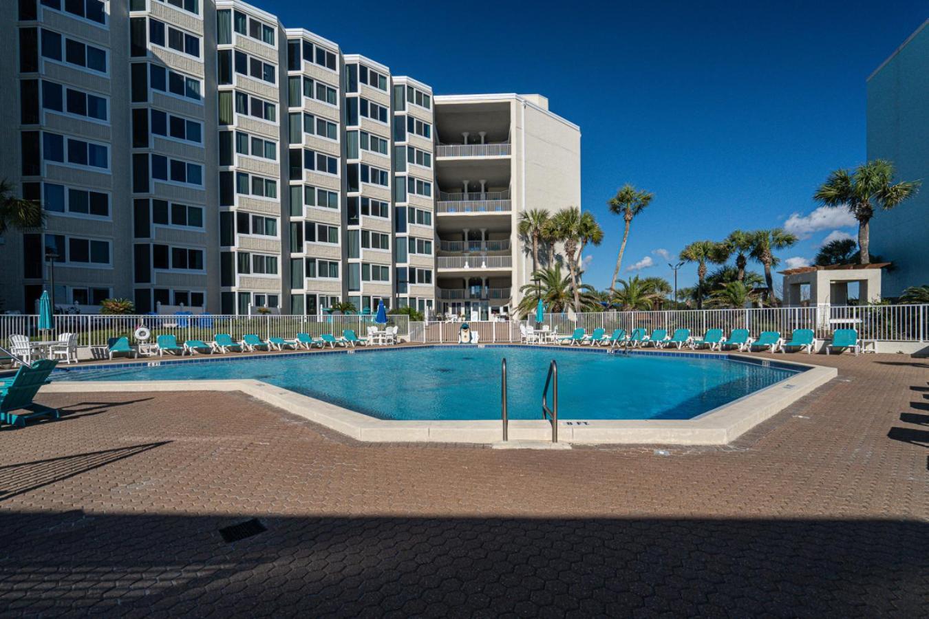 Seas The Day - Of The Gulf 320 - Front - Free Chair Service Holiday home