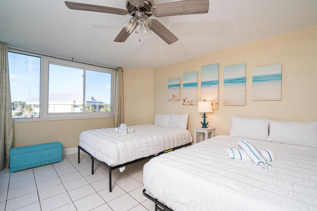 Seas The Day - Of The Gulf 320 - Front - Free Chair Service Holiday home *