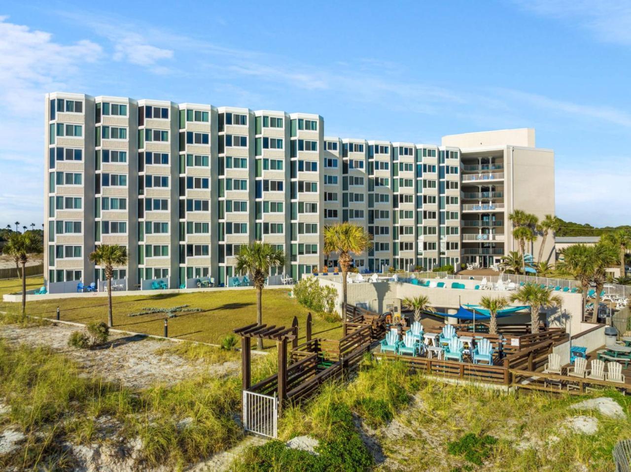 Seas The Day - Of The Gulf 320 - Front - Free Chair Service Holiday home *